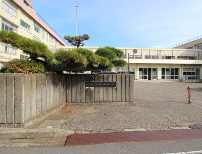 坂井輪中学校
