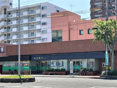 山口銀行　新下関駅前支店