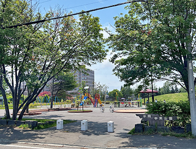 平岡中央公園
