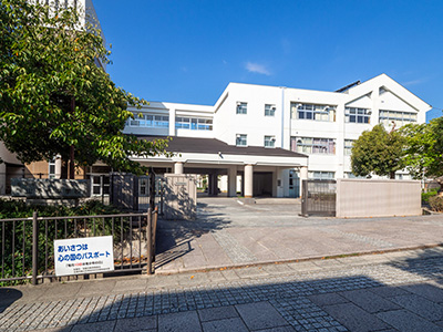 宝塚市立山手台中学校