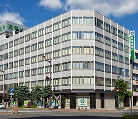 北海道銀行 旭川支店 徒歩5分（約360m）
